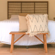 Lade das Bild in den Galerie-Viewer, PITU