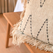 Lade das Bild in den Galerie-Viewer, PITU