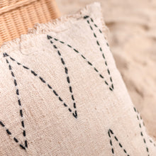 Lade das Bild in den Galerie-Viewer, PITU