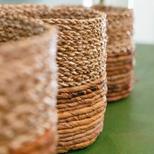 Lade das Bild in den Galerie-Viewer, BHINEKA (zweifarbig)