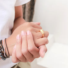 Lade das Bild in den Galerie-Viewer, JIMBARAN