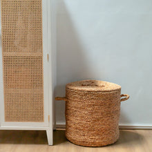 Lade das Bild in den Galerie-Viewer, AMAN