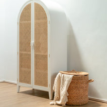 Lade das Bild in den Galerie-Viewer, AMAN