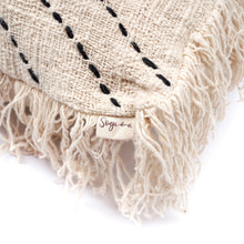 Lade das Bild in den Galerie-Viewer, FLORES