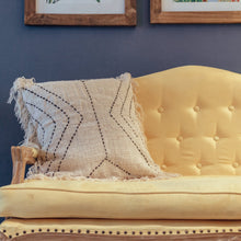 Lade das Bild in den Galerie-Viewer, FLORES