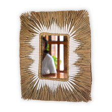 Lade das Bild in den Galerie-Viewer, KIRANA
